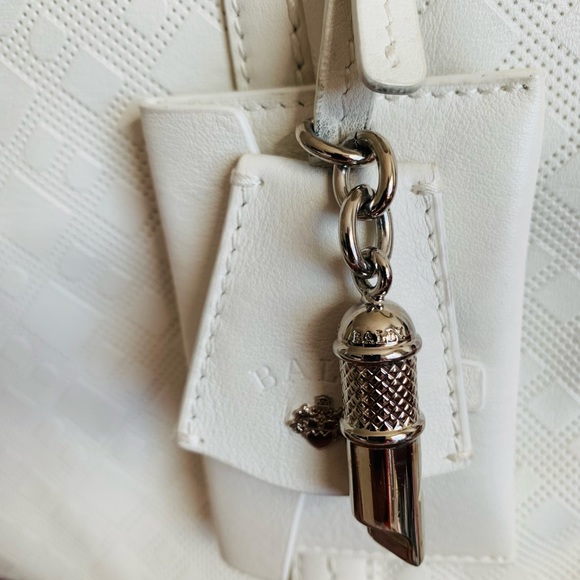 Authentic Bally bag calf skin leather perforated and logo stamped. - Picture 6 of 15